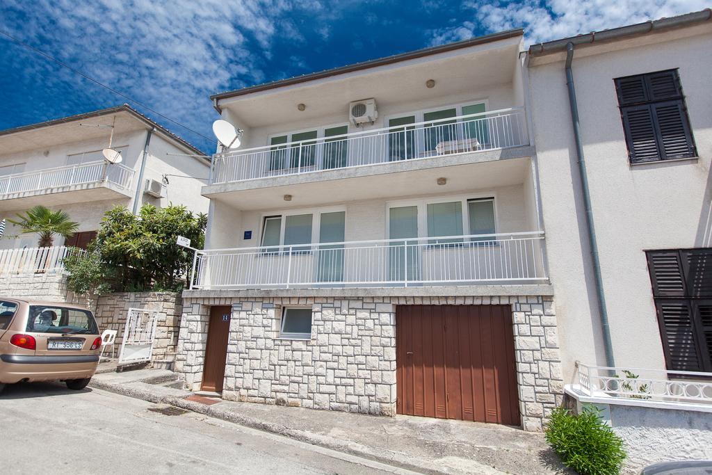Apartment Anne Цриквениця Екстер'єр фото
