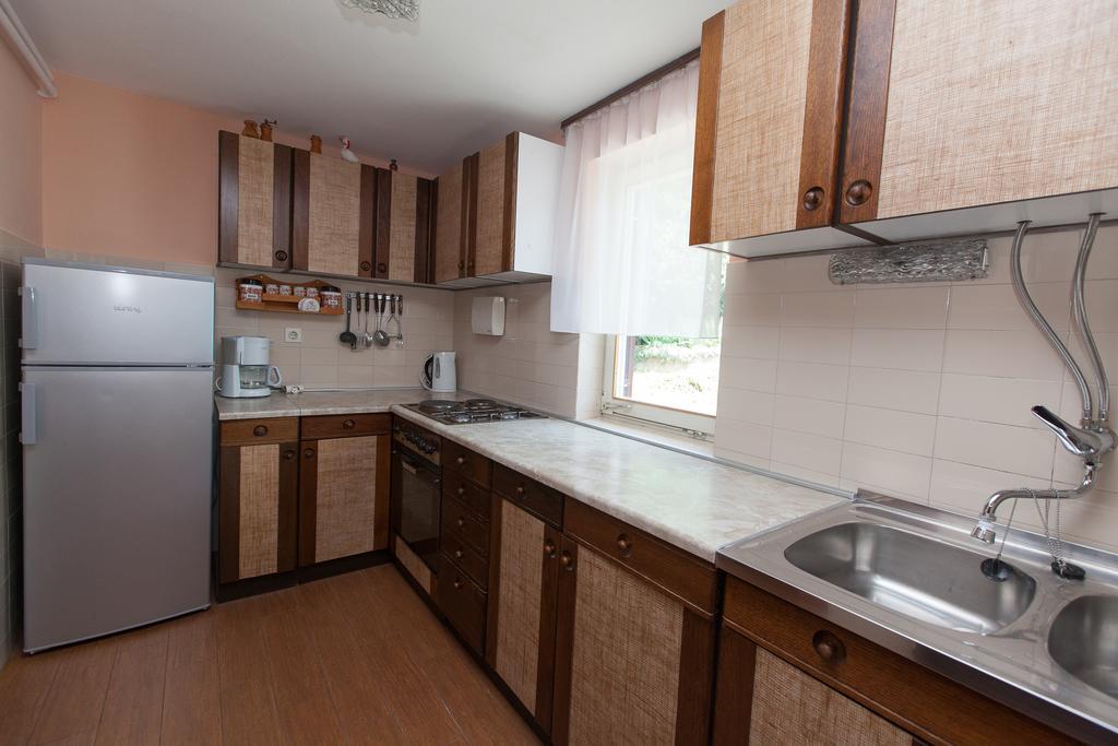Apartment Anne Цриквениця Екстер'єр фото